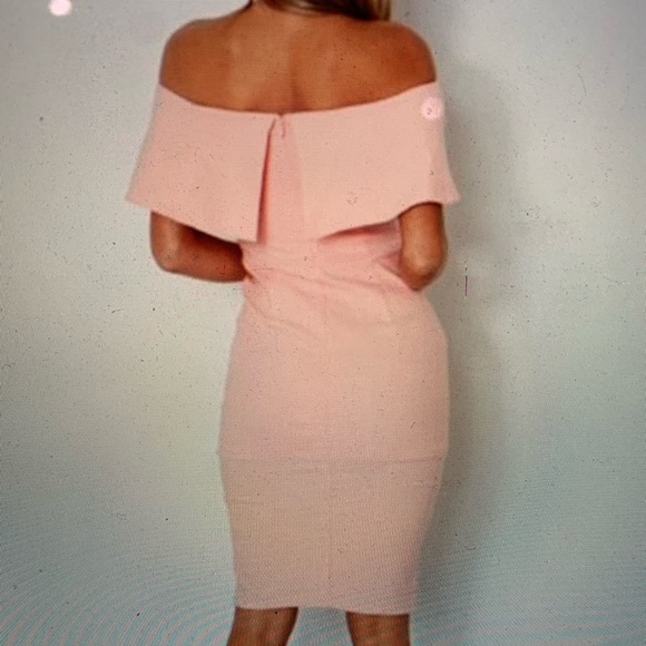 White fox dress - Picture 2 of 4